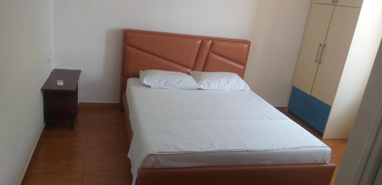 Holidays In Saranda Ngoại thất bức ảnh